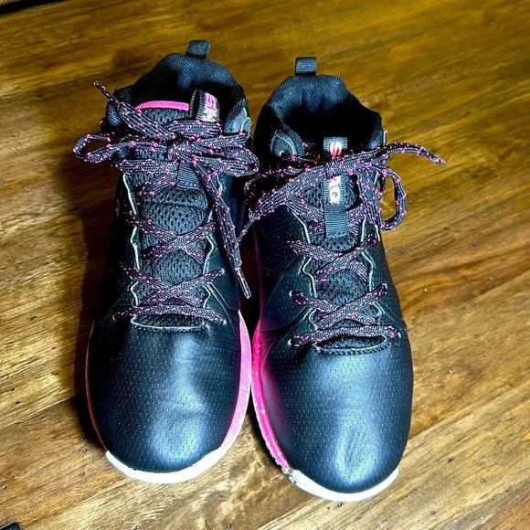 Shaq High Top Girls Dayton Sneaker Shoe Black/Pink Size 3 and 4 - Picture 4 of 8